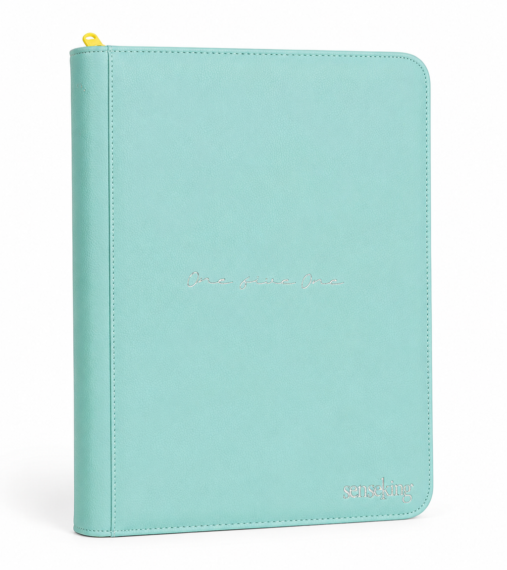 Binder One Five One - Celeste